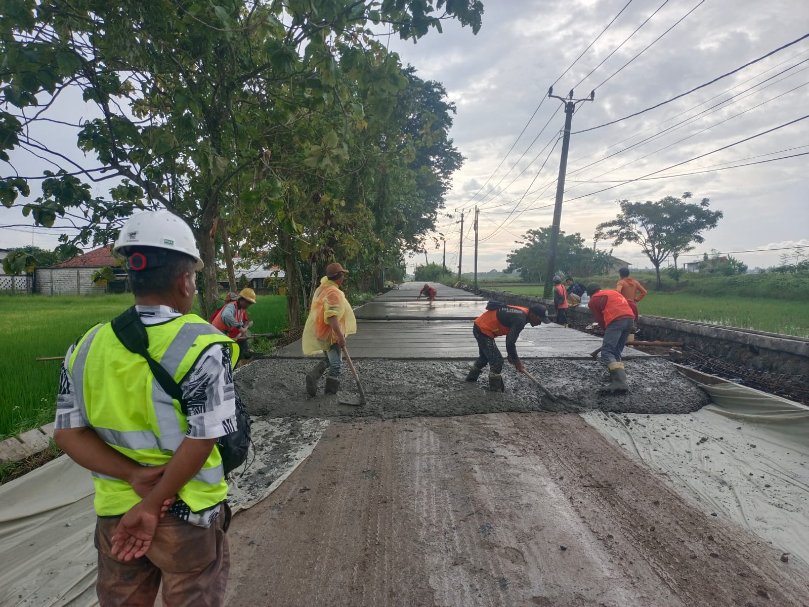 Tahap Finishing Jalan